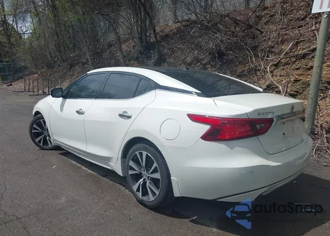 2017 Nissan Maxima 3.5 Platinum z USA, uszkodzony, nr VIN 1N4AA6AP3HC434557